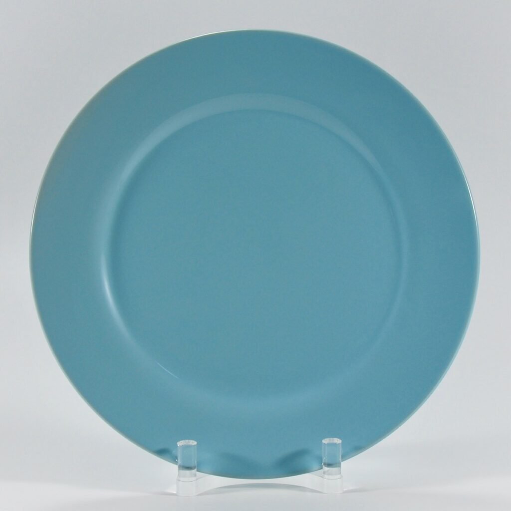 20-piece glossy multicolor stoneware dinner set by Xuye Ceramics